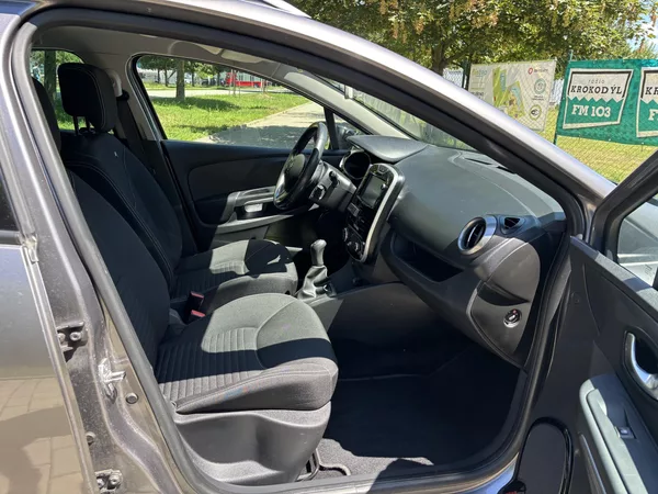 Renault Clio 1.2 54kw Limited - foto 19
