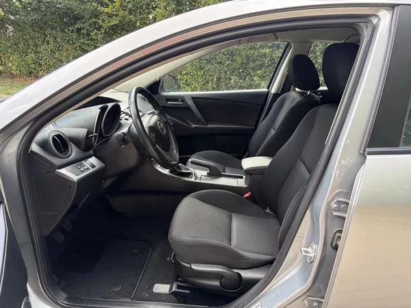 Mazda 3 2.0 Sport Edition - foto 18