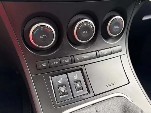 Mazda 3 2.0 Sport Edition - foto 28