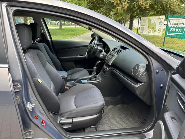 Mazda 6 2.0 TE - foto 14