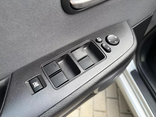 Mazda 6 2.0 Exclusive - foto 25