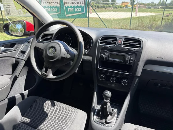 Volkswagen Golf 1.6 75kw Trend - foto 24