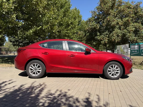 Mazda 3 2.0 SKYACTIV Challenge - foto 13