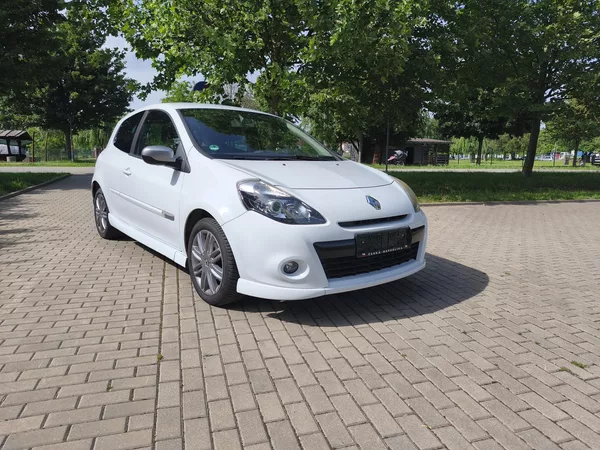 Renault Clio 1.6 GT - foto 17