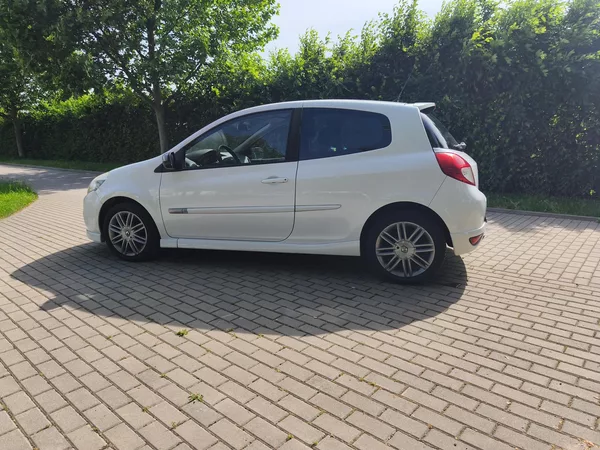 Renault Clio 1.6 GT - foto 5