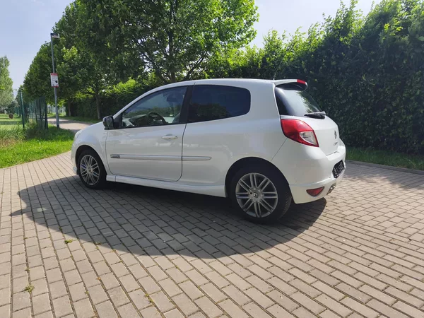 Renault Clio 1.6 GT - foto 6