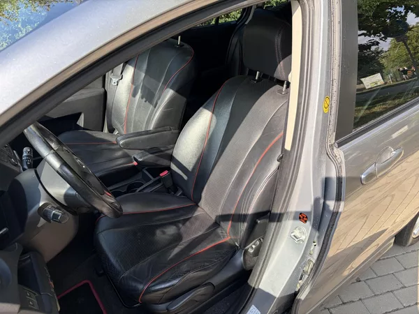 Mazda 5 2.0 Sports-Line - foto 15