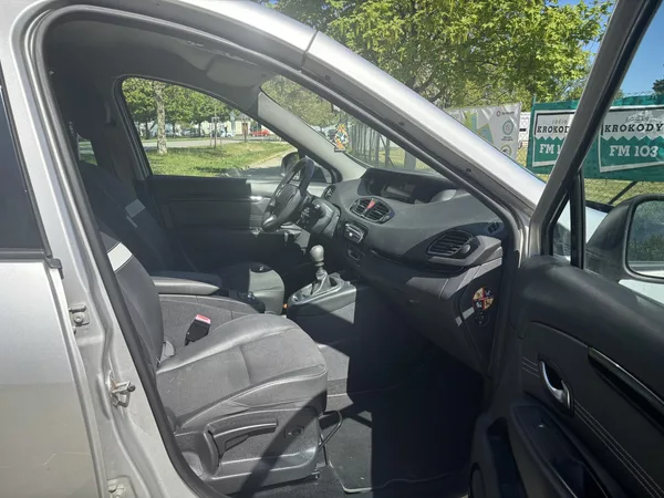 Renault Scénic 1.6 dCi BOSE Edition - foto 18