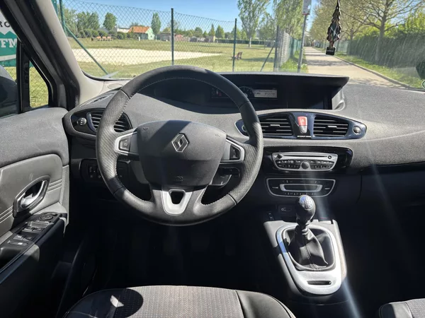 Renault Scénic 1.6 dCi BOSE Edition - foto 20