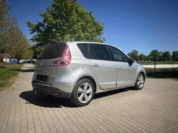 Renault Scénic 1.6 dCi BOSE Edition - foto 9