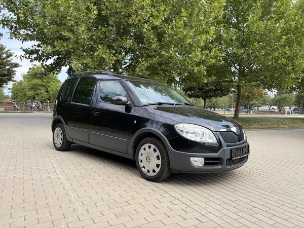 Škoda Roomster 1.6 Scout Plus Edition - foto 14