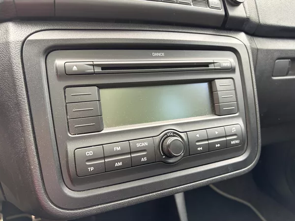 Škoda Roomster 1.6 Scout Plus Edition - foto 29