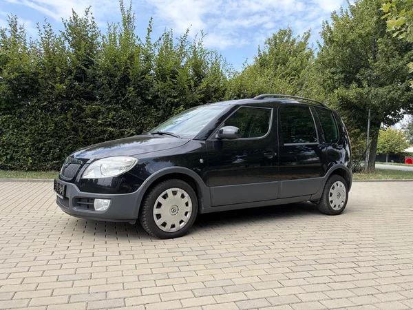 Škoda Roomster 1.6 Scout Plus Edition - foto 4