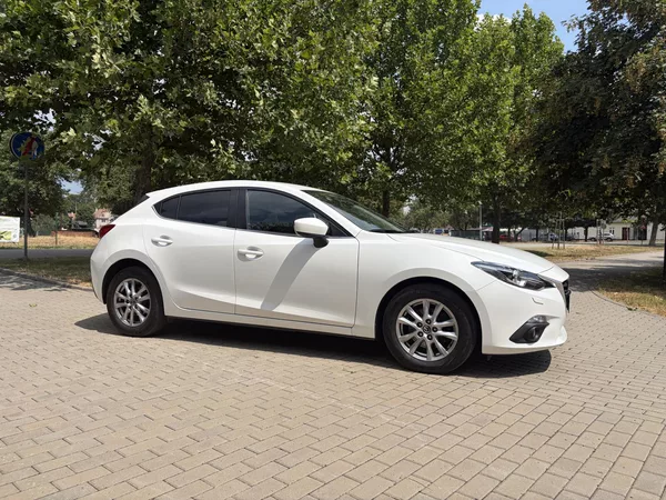 Mazda 3 2.0 Center-Line - foto 13