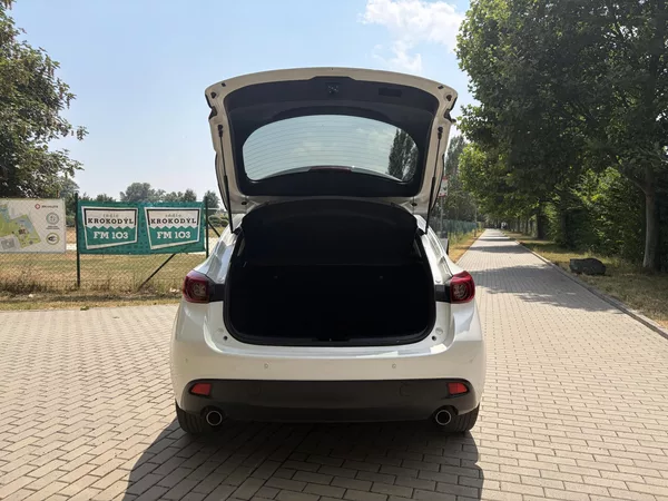 Mazda 3 2.0 Center-Line - foto 17