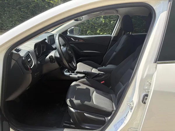 Mazda 3 2.0 Center-Line - foto 19