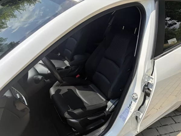 Mazda 3 2.0 Center-Line - foto 20