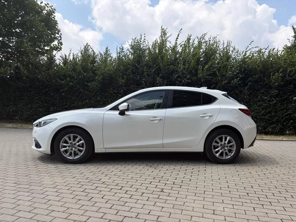 Mazda 3 2.0 Center-Line - foto 4