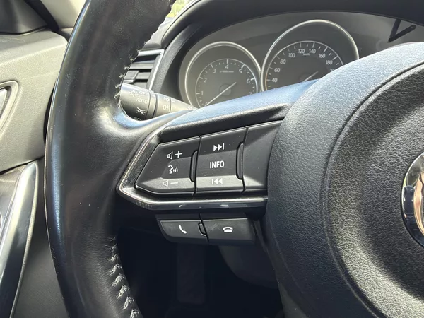 Mazda 6 2.0 Exclusive-Line FACELIFT - foto 30