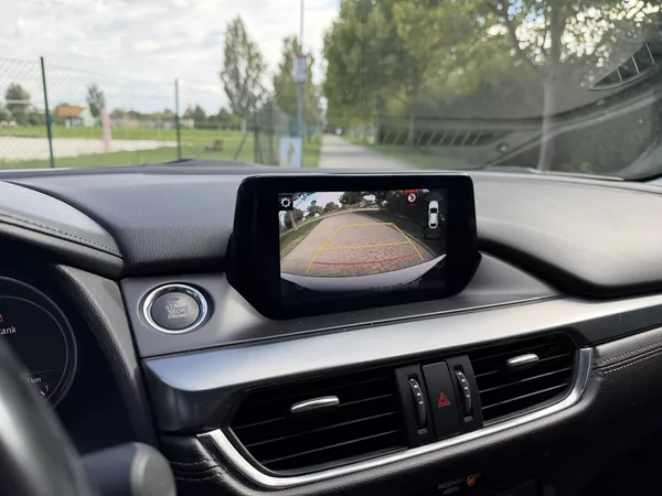 Mazda 6 2.0 Exclusive-Line FACELIFT - foto 32