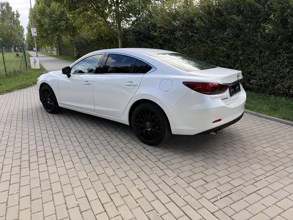 Mazda 6 2.0 Exclusive-Line FACELIFT - foto 5