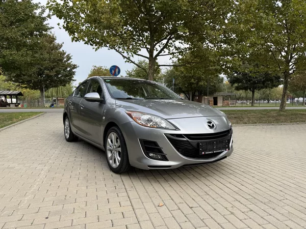 Mazda 3 1.6 Exclusive-Line - foto 15