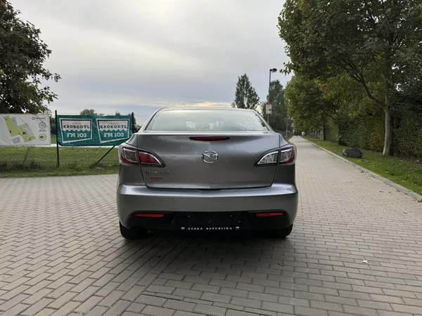 Mazda 3 1.6 Exclusive-Line - foto 17