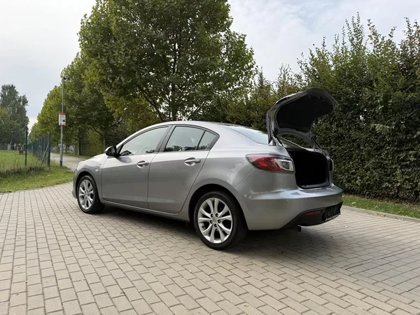 Mazda 3 1.6 Exclusive-Line - foto 19