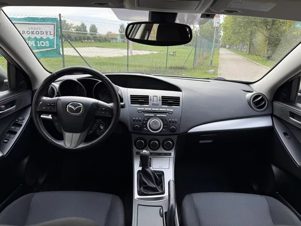 Mazda 3 1.6 Exclusive-Line - foto 27