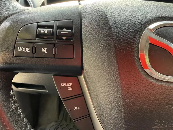 Mazda 3 1.6 Exclusive-Line - foto 34