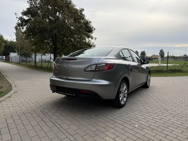 Mazda 3 1.6 Exclusive-Line - foto 9