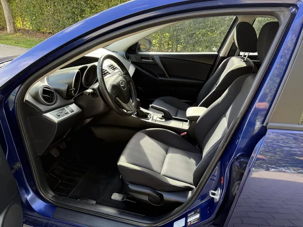 Mazda 3 1.6 High-Line - foto 20