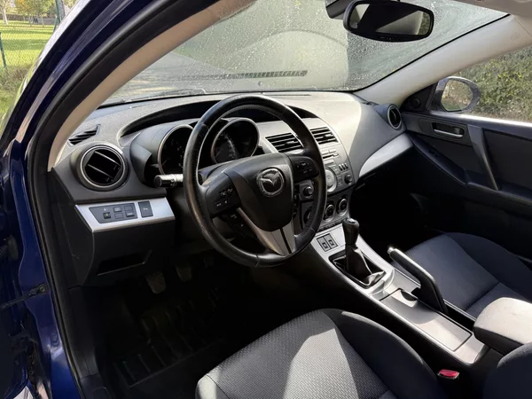 Mazda 3 1.6 High-Line - foto 31