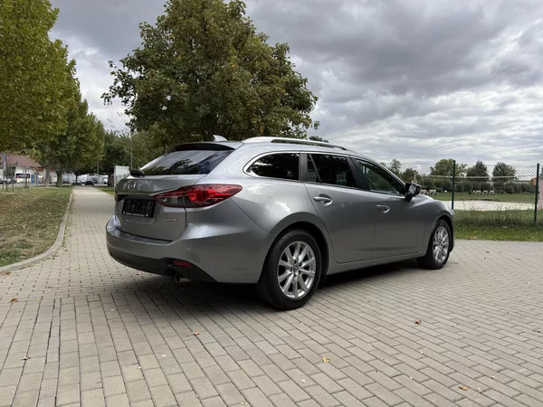Mazda 6 2.0 Center-Line - foto 11