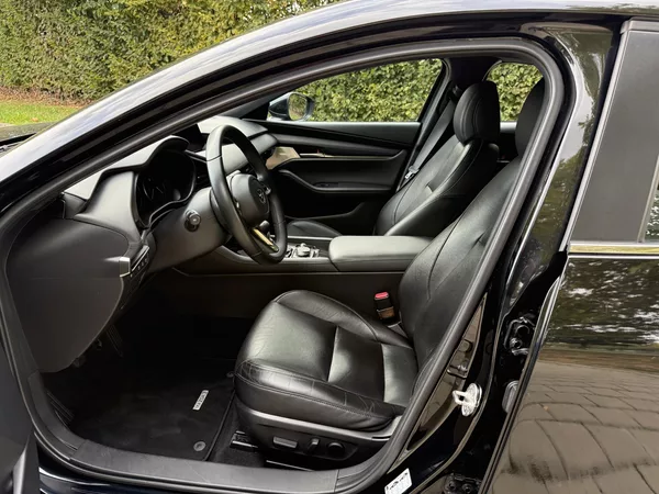 Mazda 3 2.0 e-Skyactiv-X Mild-Hybrid - foto 18