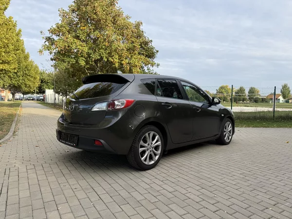 Mazda 3 2.0 Exclusive-Line - foto 10