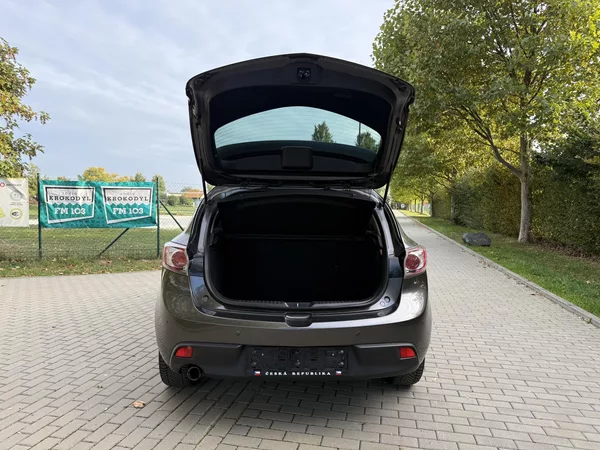 Mazda 3 2.0 Exclusive-Line - foto 18