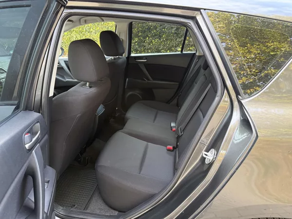Mazda 3 2.0 Exclusive-Line - foto 22