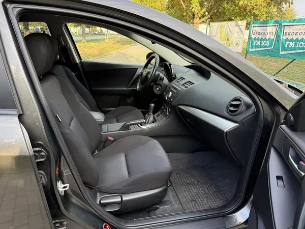 Mazda 3 2.0 Exclusive-Line - foto 23