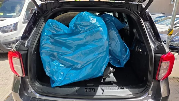 Ford Explorer 3.0 EcoBoost 336 kW PHEV 7míst - foto 13