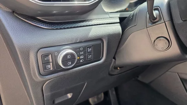 Ford Explorer 3.0 EcoBoost 336 kW PHEV 7míst - foto 22