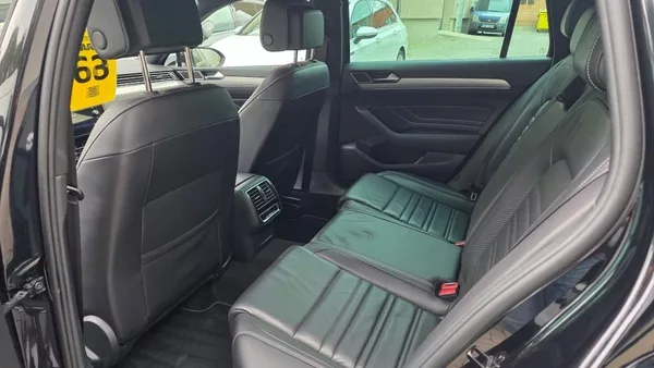 Volkswagen Passat 2.0 TDI 110kW DSG R-line - foto 10