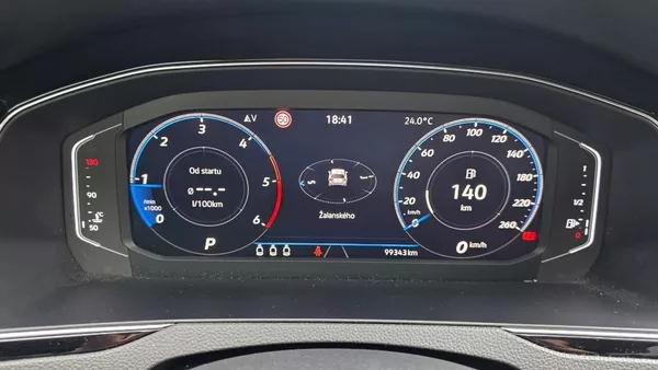 Volkswagen Passat 2.0 TDI 110kW DSG R-line - foto 21