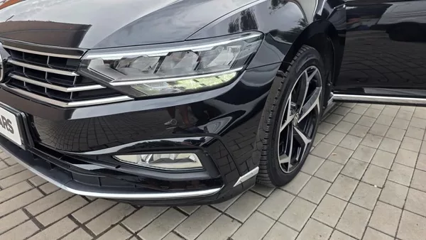 Volkswagen Passat 2.0 TDI 110kW DSG R-line - foto 37