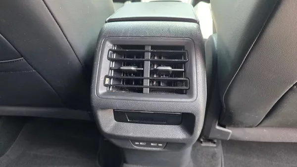 Volkswagen Tiguan 1.5 eTSI 110 kW Goal TZ - foto 17