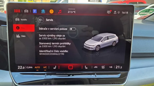 Volkswagen Golf 1.5 eTSI 85kW Life DSG7 Tažné - foto 28