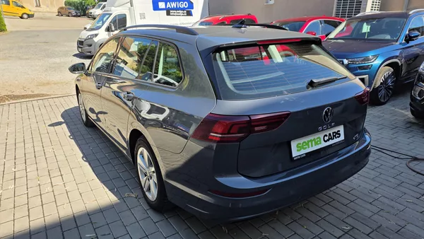 Volkswagen Golf 1.5 eTSI 85kW Life DSG7 Tažné - foto 7