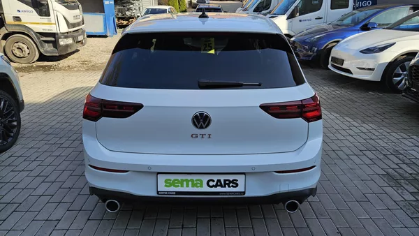 Volkswagen Golf GTI 2.0TSI 180kW DSG - foto 6