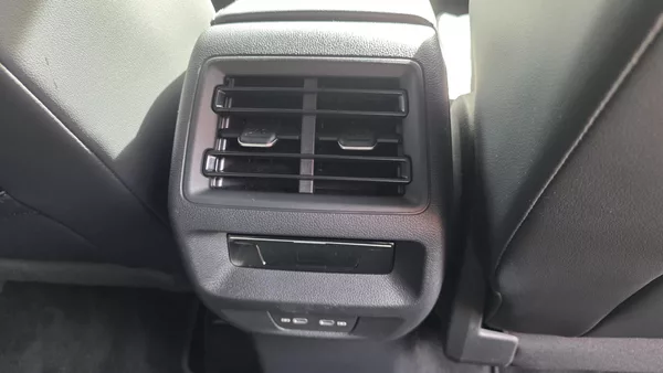 Volkswagen Tayron 2.0 TSI 150kW 4x4 DSG Eleg TZ - foto 20