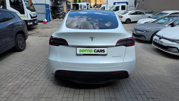 Tesla Model Y Long Range AWD DE SoH 90.2% - foto 6